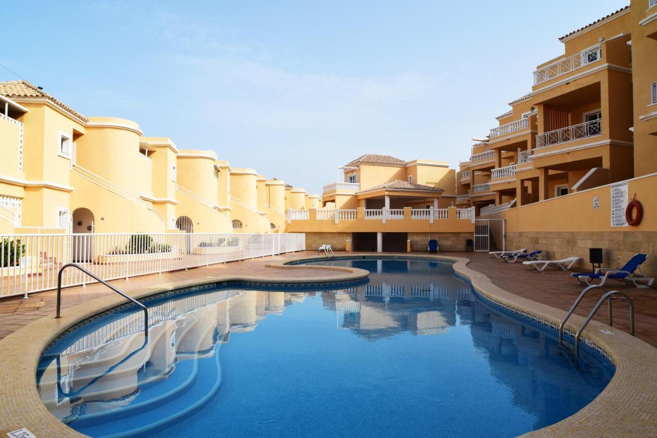 Colonial Suite Адехе Экстерьер фото